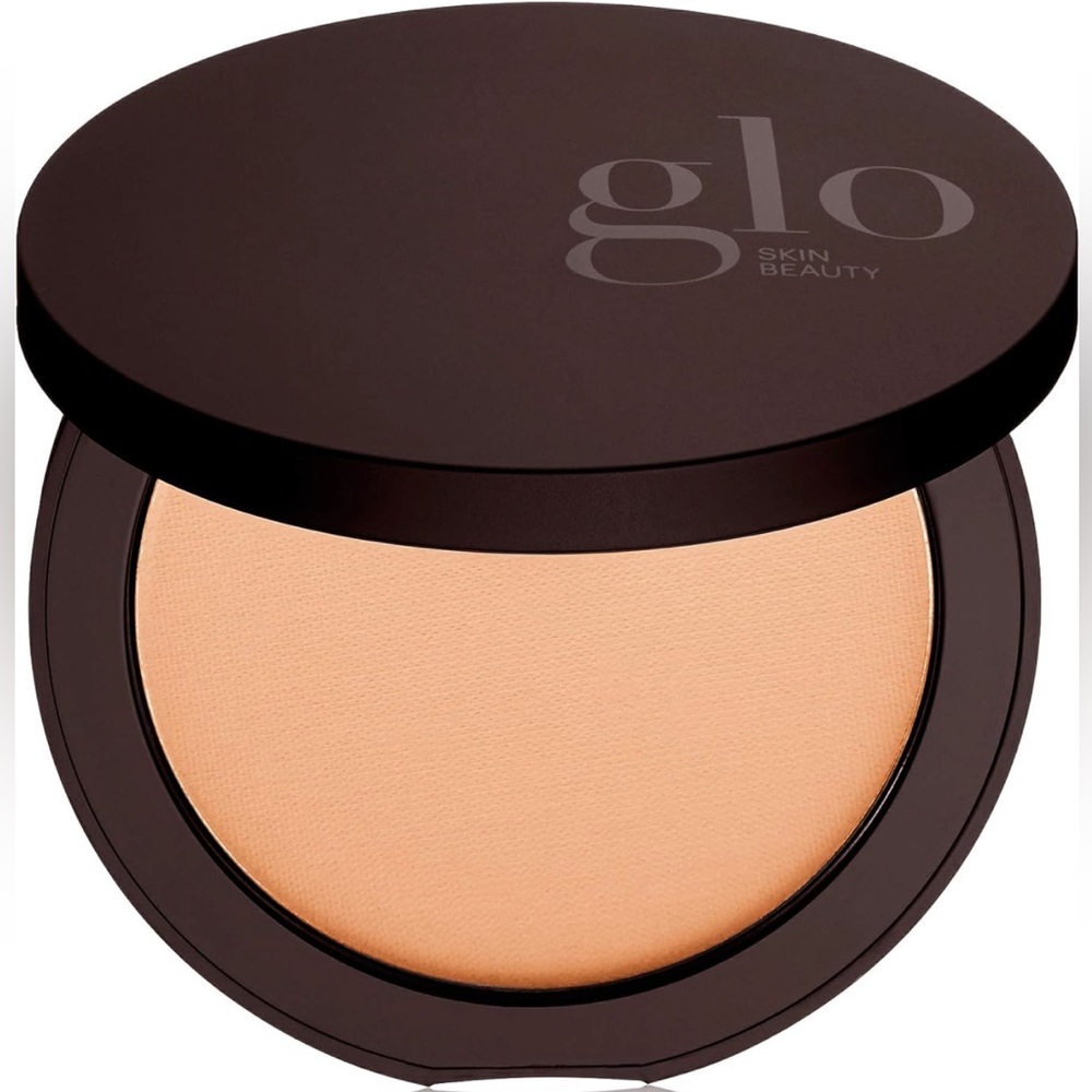 Glo Skin Beauty Pressed Base Mineral Powder Foundation Beige New